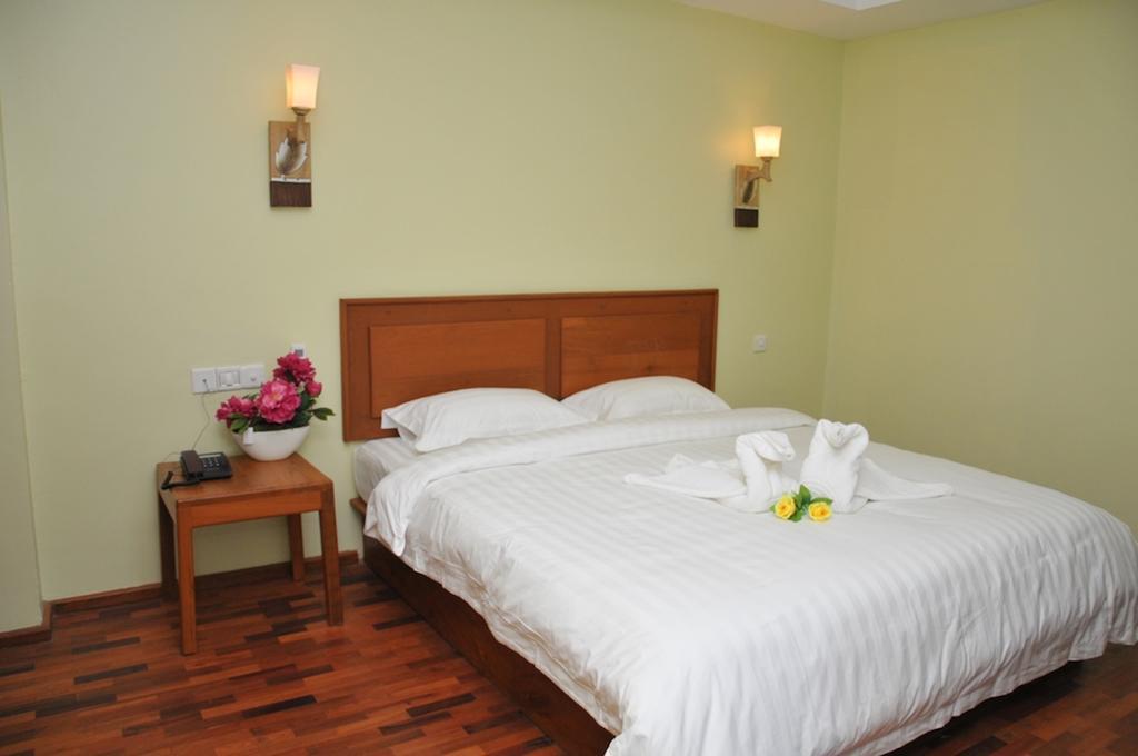 Shwe Phyu Hotel Mandalay