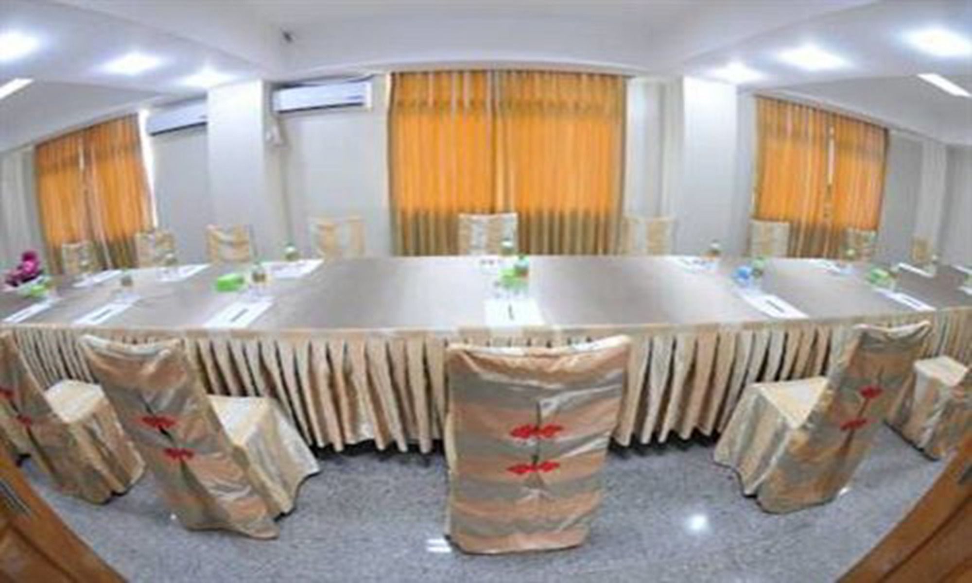 Shwe Phyu Mandalay