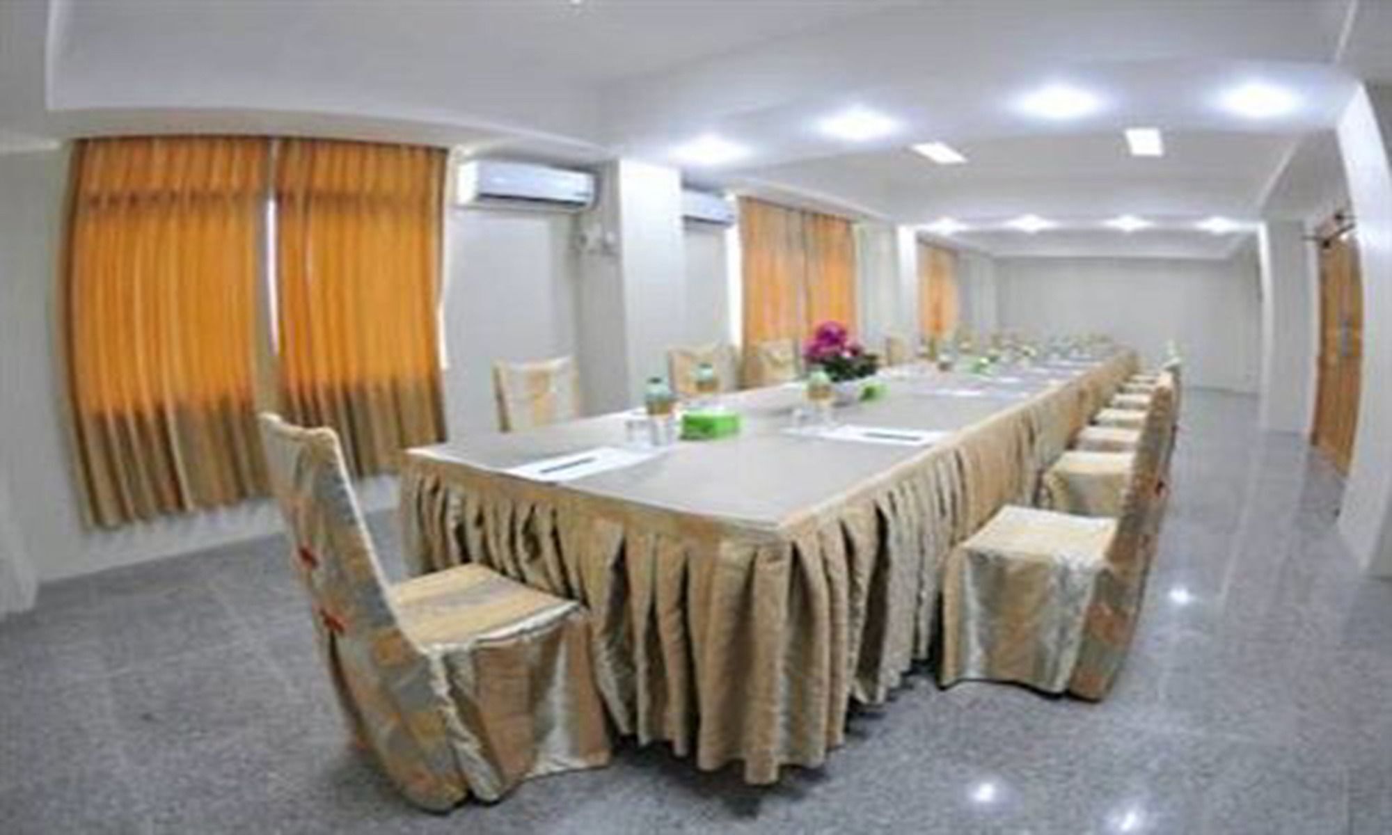 Hotel Shwe Phyu
